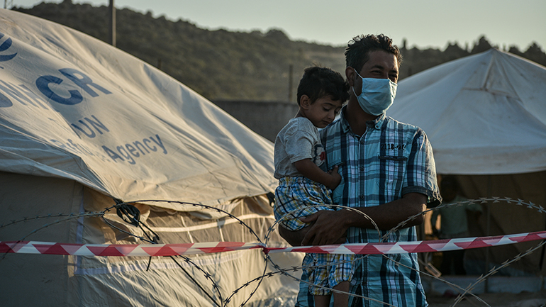 Ομάδα 169 αιτούντων άσυλο αναχώρησε για τη Γαλλία
